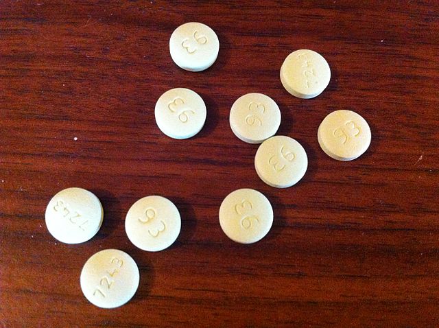 what is the trade name of lorazepam