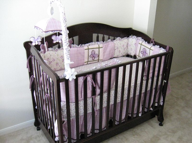 baby cot crib